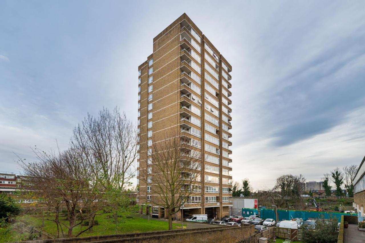 Panoramic Views Of The London Skyline Apartment Exterior photo